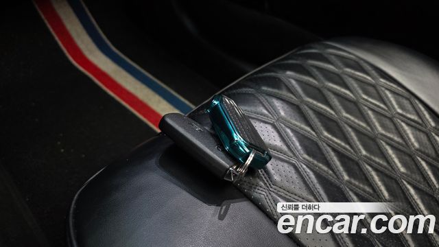 Kia K7 2020 — photo 35