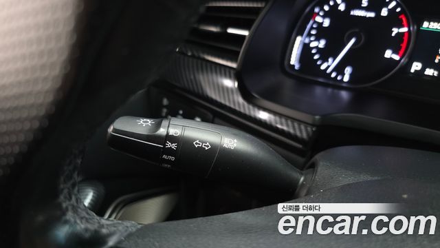 Kia K7 2020 — photo 40