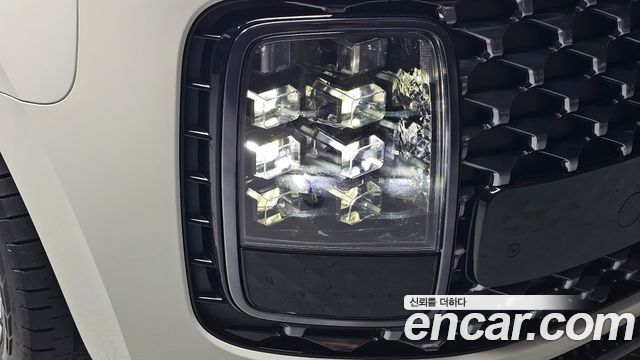 Hyundai Staria 2023 — photo 8