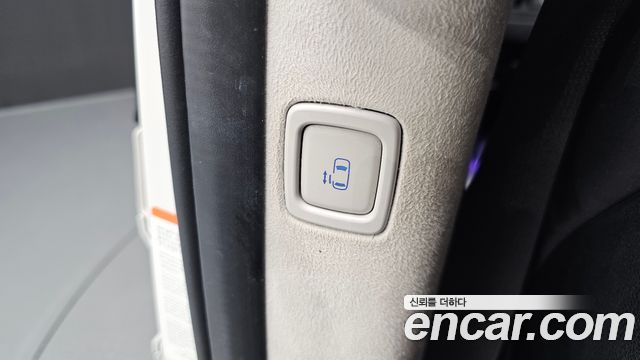 Hyundai Staria 2023 — photo 27