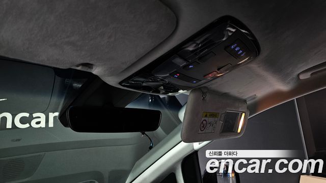 Hyundai Staria 2023 — photo 28