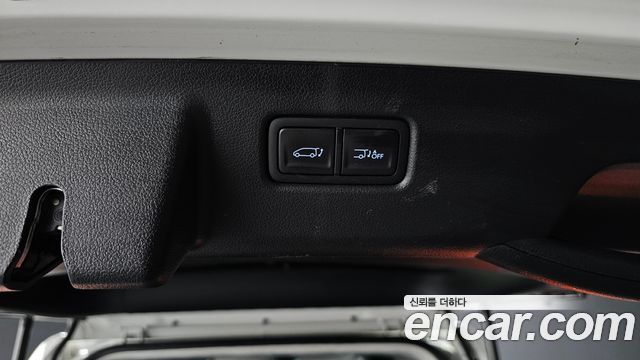 Hyundai Staria 2023 — photo 32