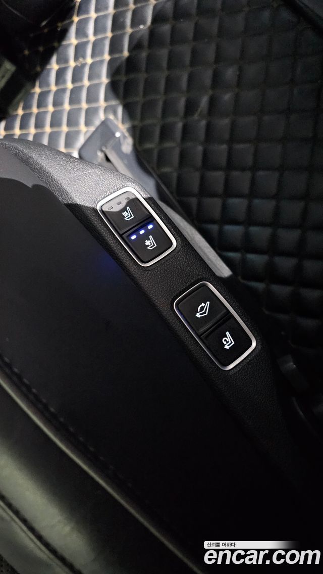 Hyundai Staria 2023 — photo 34