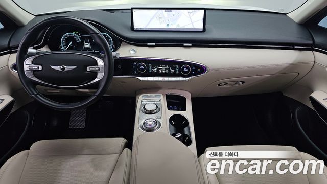Genesis GV70 2022 — photo 10