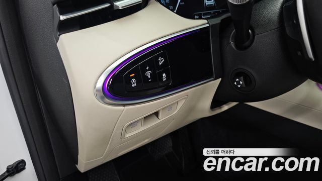 Genesis GV70 2022 — photo 25