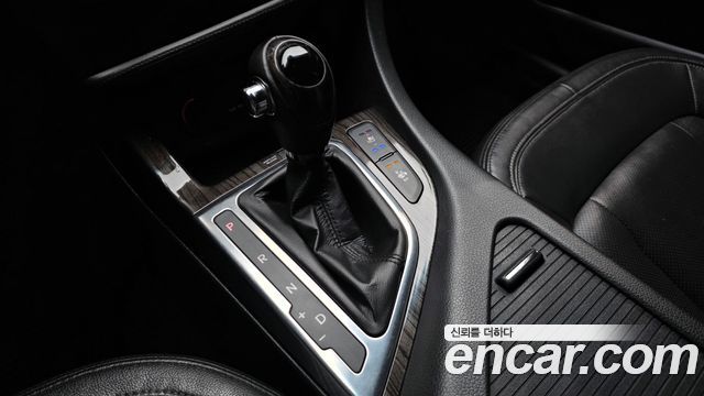 Kia K5 2011 — photo 9