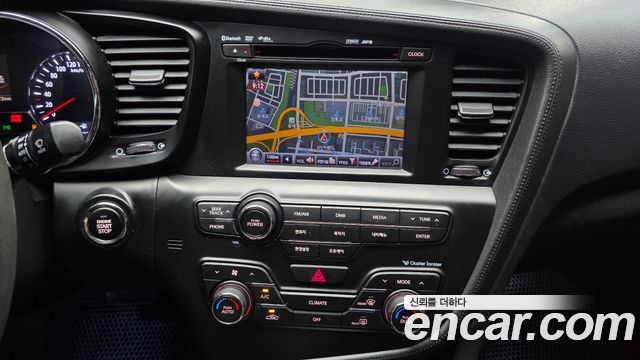 Kia K5 2011 — photo 14