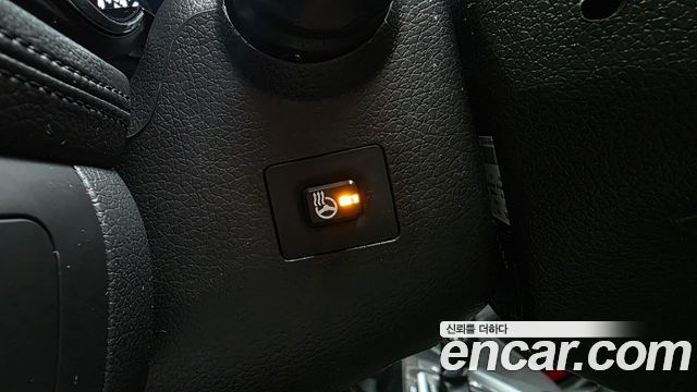 Kia K5 2011 — photo 16