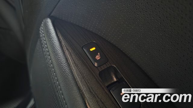 Kia K5 2011 — photo 17