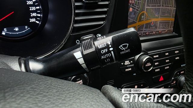 Kia K5 2011 — photo 18