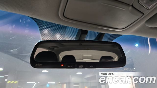 Kia K5 2011 — photo 19