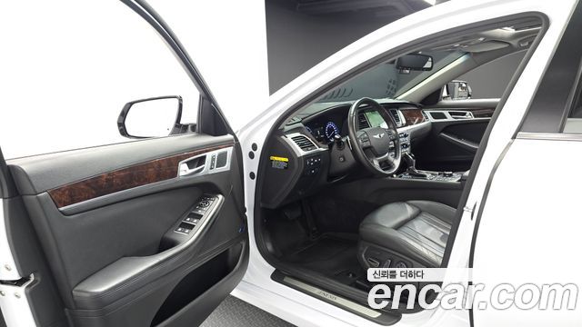 Hyundai Genesis 2016 — photo 10