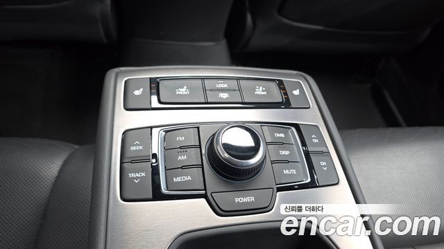 Hyundai Genesis 2016 — photo 19