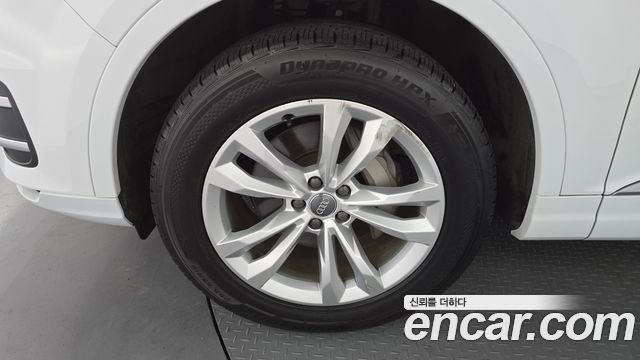 Audi Q7 2019 — photo 5