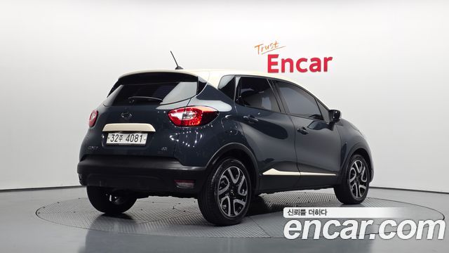 Renault Korea QM3 2017 — photo 2