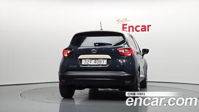 Renault Korea QM3 2017 — photo 4
