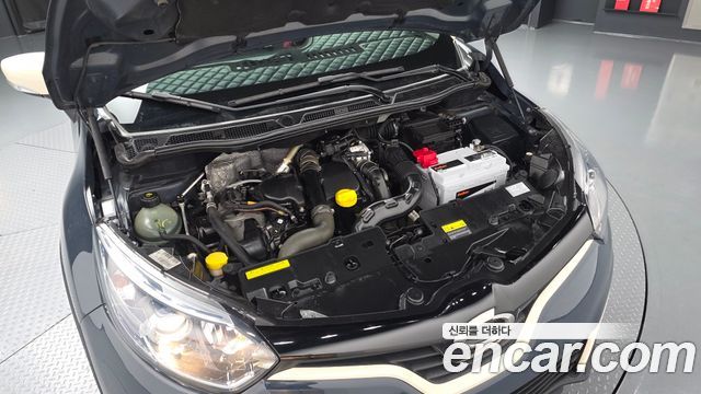 Renault Korea QM3 2017 — photo 6