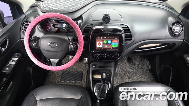 Renault Korea QM3 2017 — photo 10