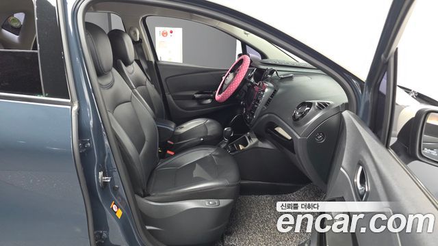 Renault Korea QM3 2017 — photo 17