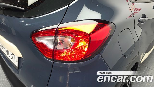 Renault Korea QM3 2017 — photo 9