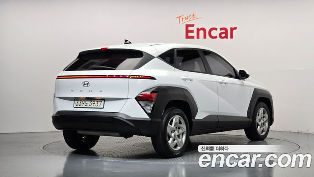 Hyundai Kona 2023 — photo 2