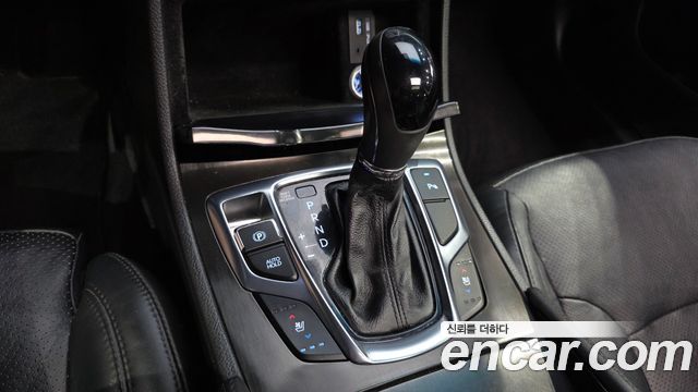 Hyundai Grandeur 2016 — photo 9