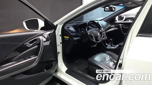 Hyundai Grandeur 2016 — photo 10