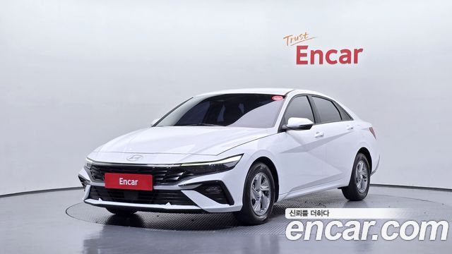 Hyundai AVANTE 2024 — photo 1