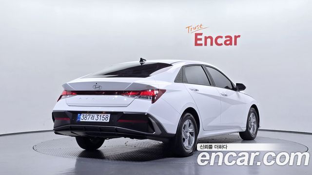 Hyundai AVANTE 2024 — photo 2