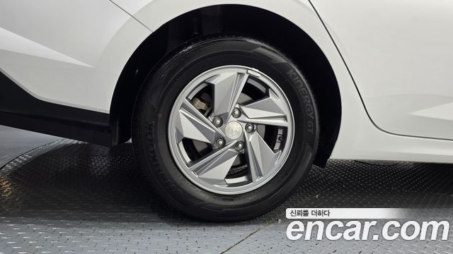 Hyundai AVANTE 2024 — photo 5