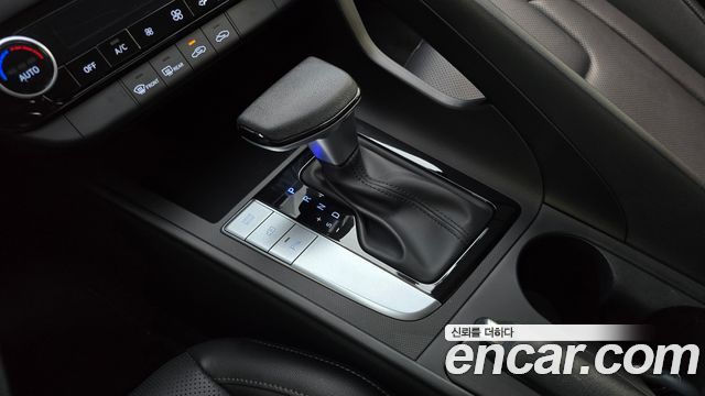 Hyundai AVANTE 2024 — photo 12
