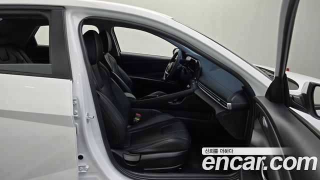 Hyundai AVANTE 2024 — photo 17