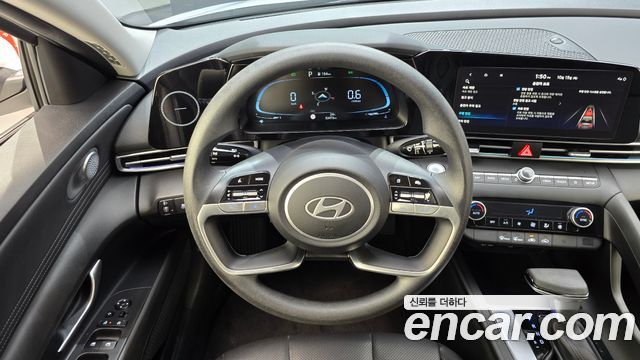 Hyundai AVANTE 2024 — photo 19