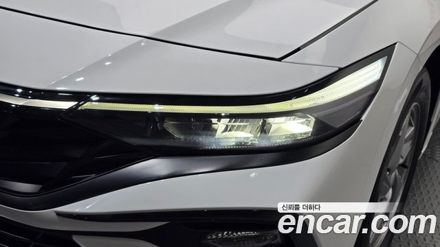Hyundai AVANTE 2024 — photo 8