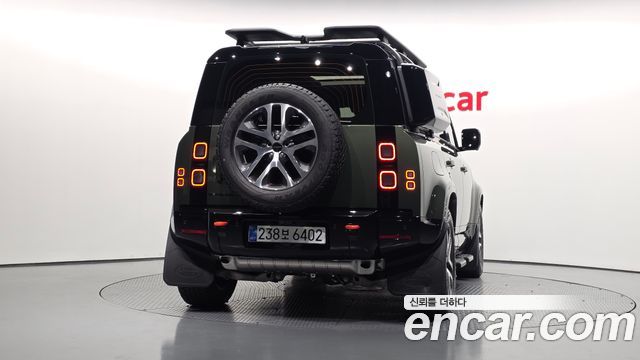 Land Rover Defender 2026 — photo 4