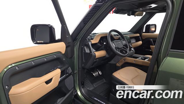 Land Rover Defender 2026 — photo 10