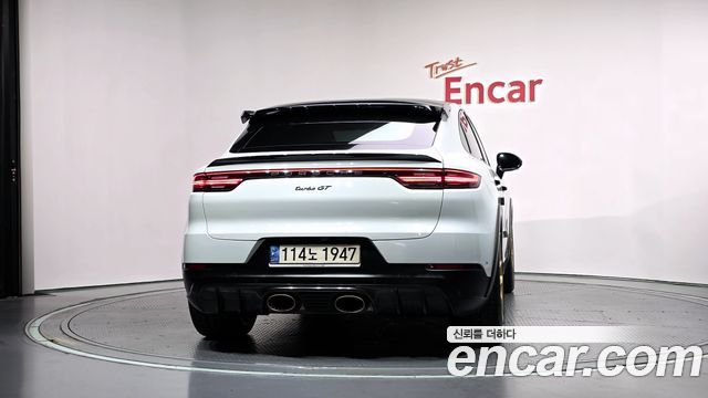 Porsche Cayenne 2022 — photo 4