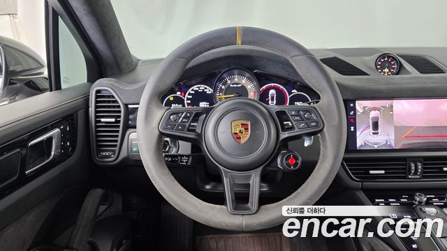 Porsche Cayenne 2022 — photo 13