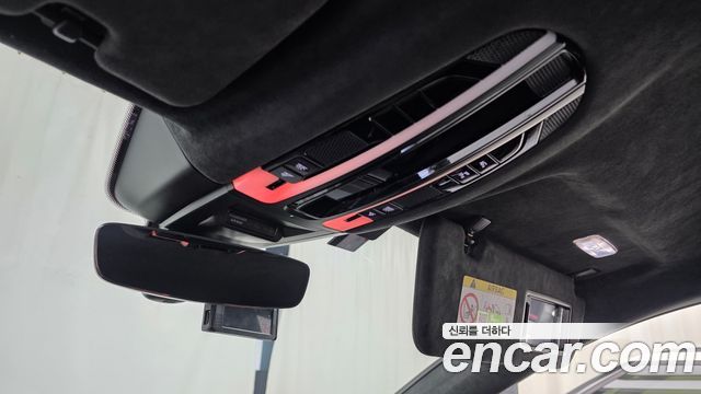 Porsche Cayenne 2022 — photo 17