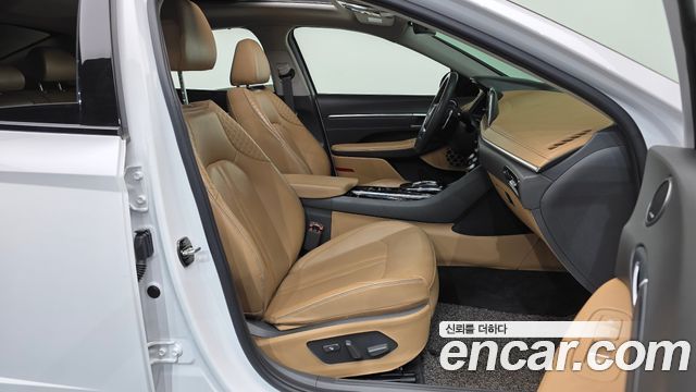 Hyundai Sonata 2020 — photo 11