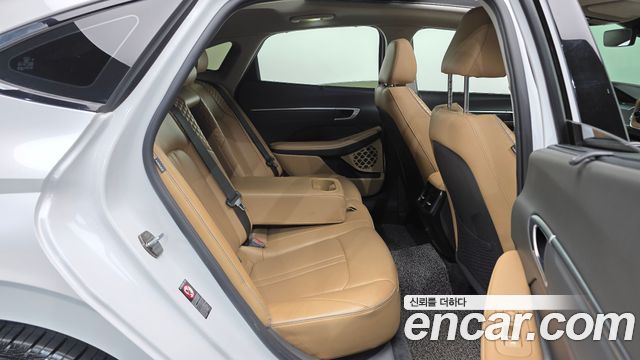 Hyundai Sonata 2020 — photo 12