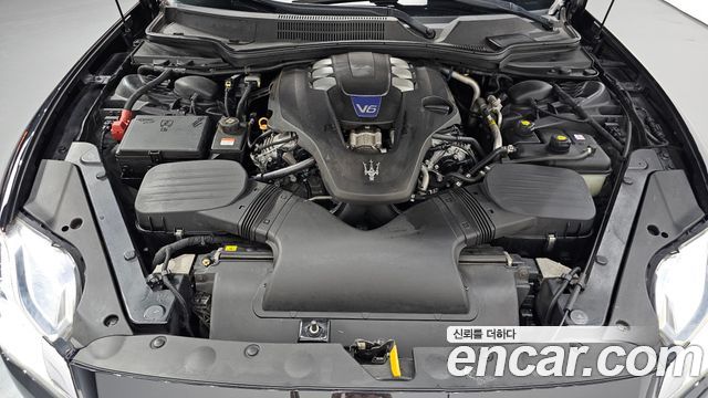 Maserati Quattroporte 2016 — photo 6