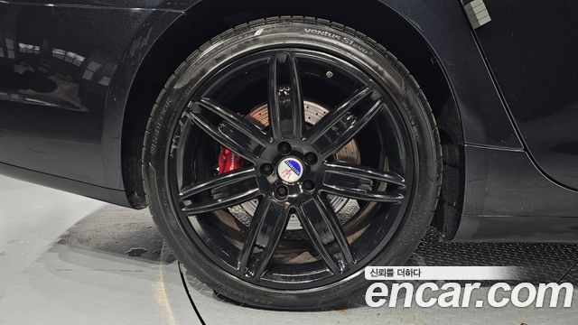Maserati Quattroporte 2016 — photo 7
