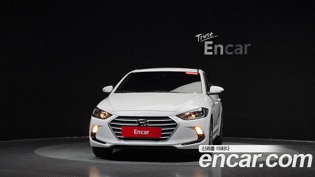 Hyundai AVANTE 2018 — photo 3