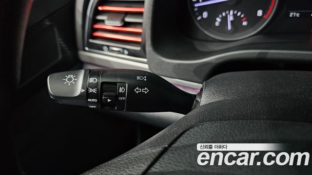 Hyundai AVANTE 2018 — photo 29