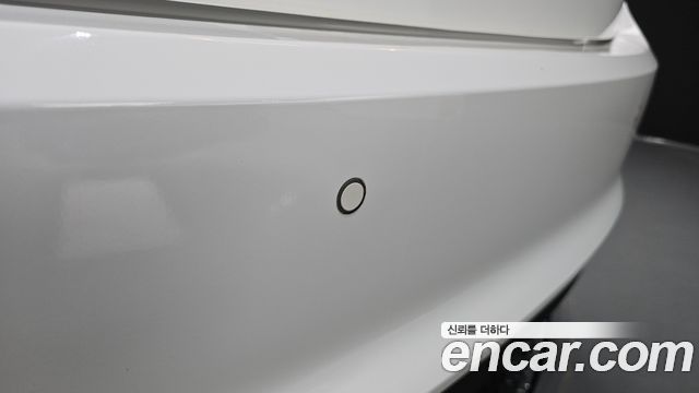 Hyundai AVANTE 2018 — photo 30