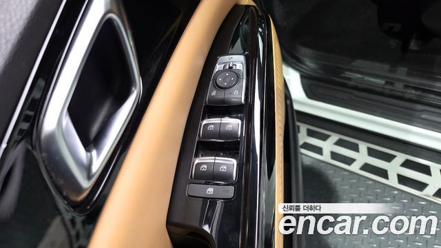 Kia Canival 2021 — photo 23