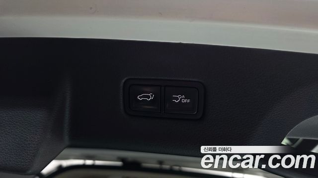 Kia Canival 2021 — photo 25