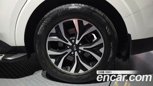 Kia Canival 2021 — photo 7