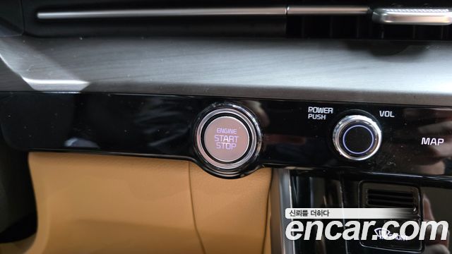 Kia Canival 2021 — photo 27